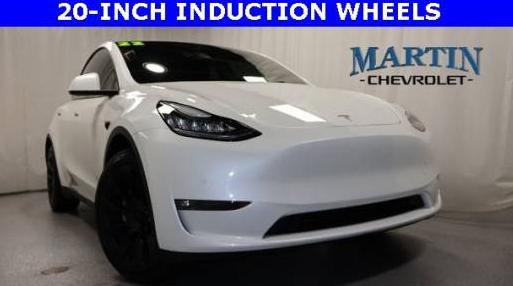 TESLA MODEL Y 2022 7SAYGDEE5NF353680 image